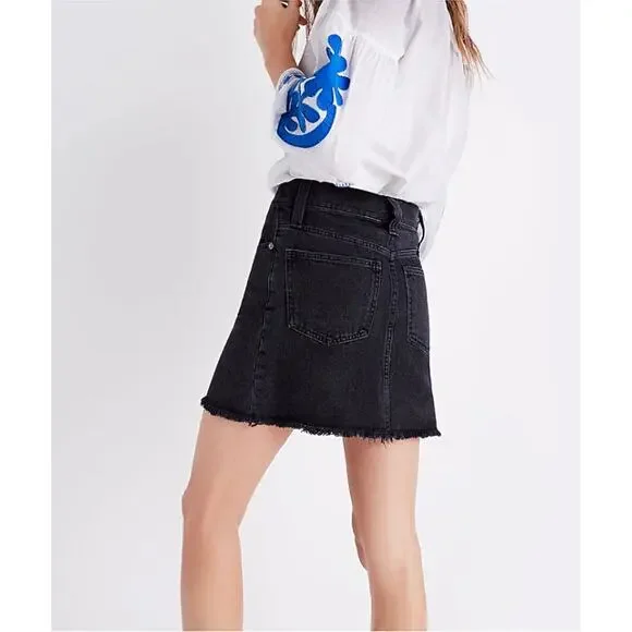 MADEWELL McCarren Raw-Hem Jean Skirt in Washed Black G5523 // 28 - Picture 11 of 12